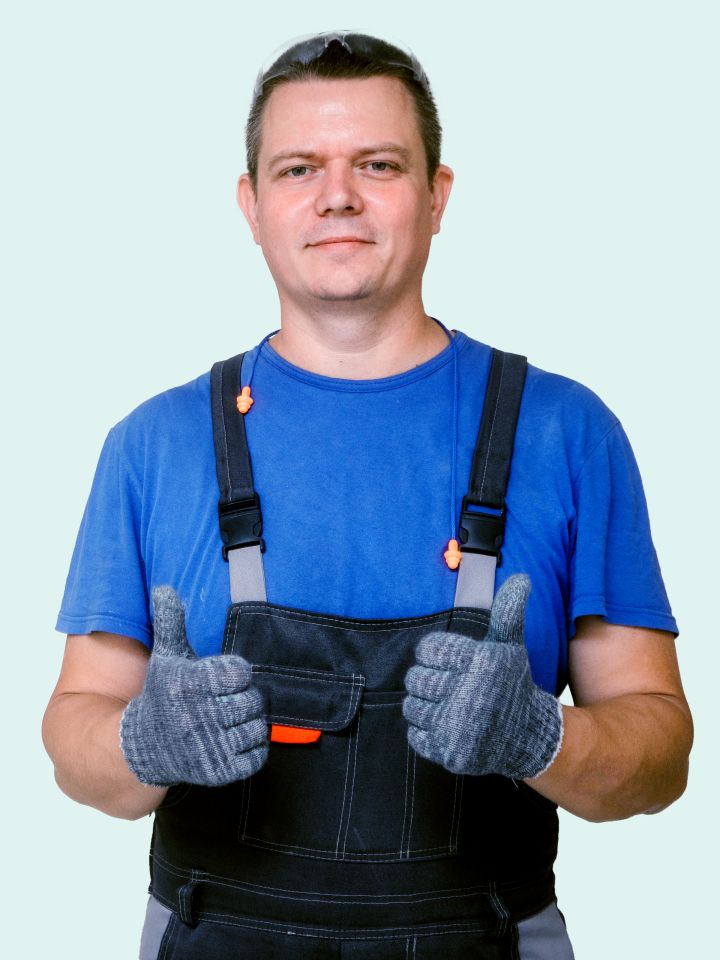 Александр Бутяев